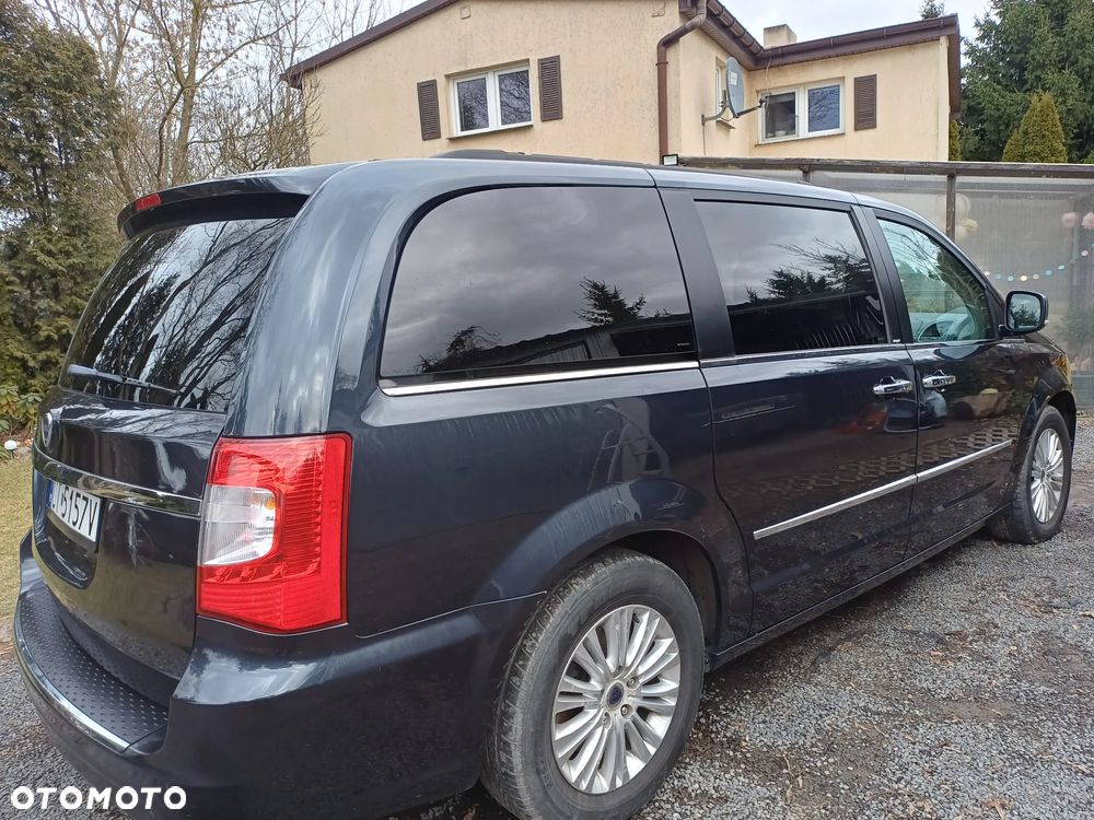 Lancia Voyager 2.8 Multijet 16v Platinum - 5