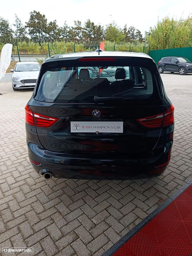 BMW 216 Gran Tourer i - 11