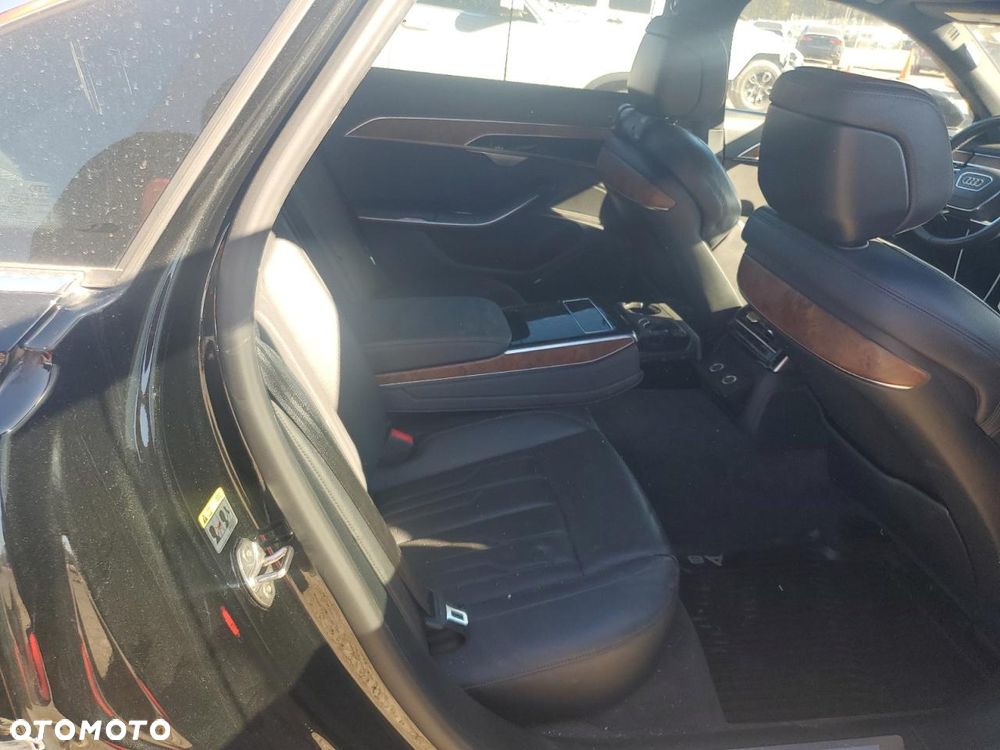 Audi A8 - 11