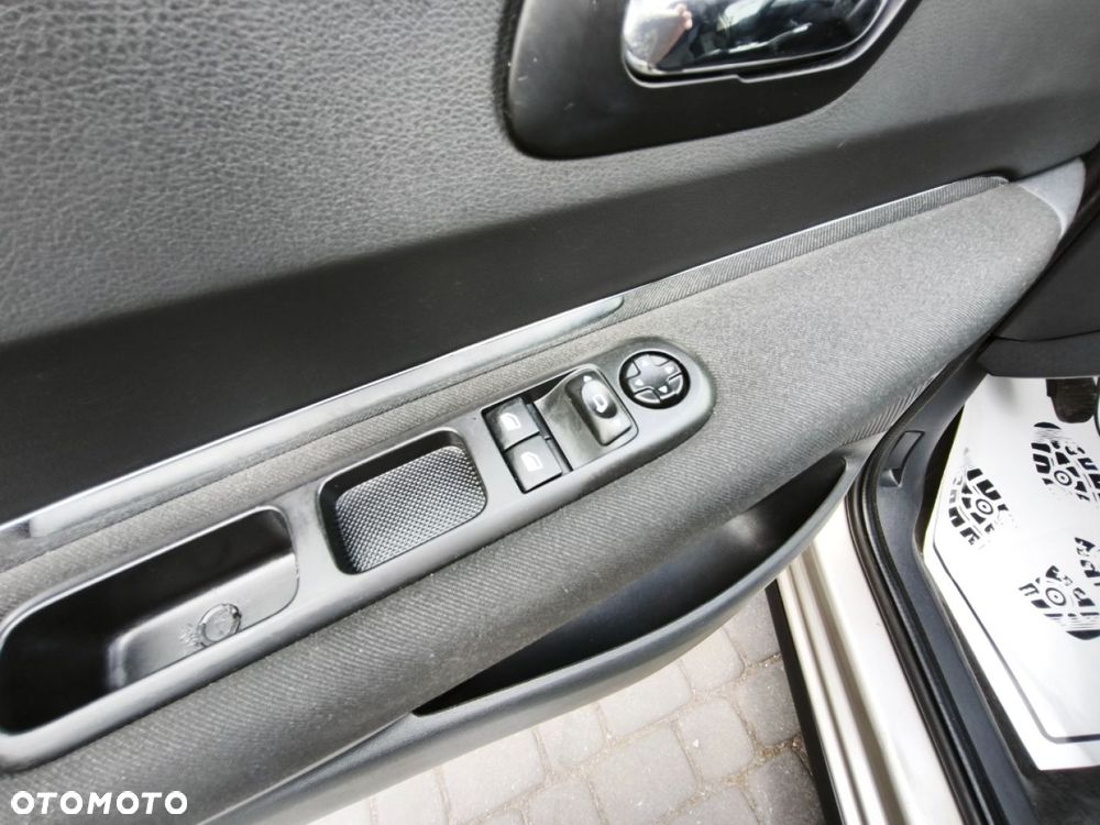 Peugeot 3008 - 11