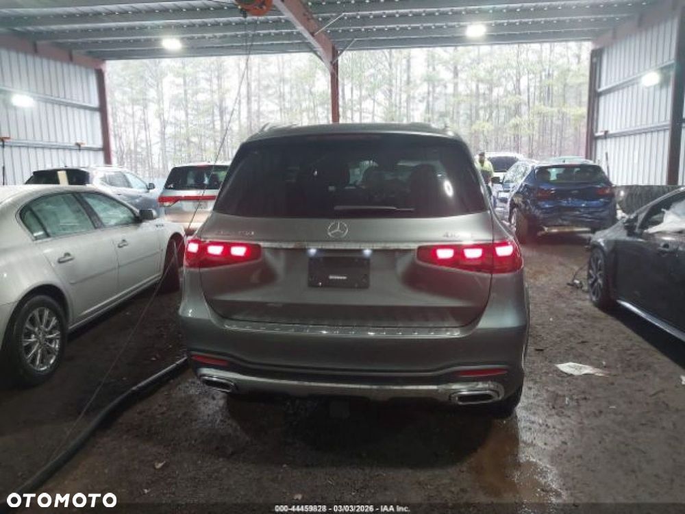 Mercedes-Benz GLS - 4