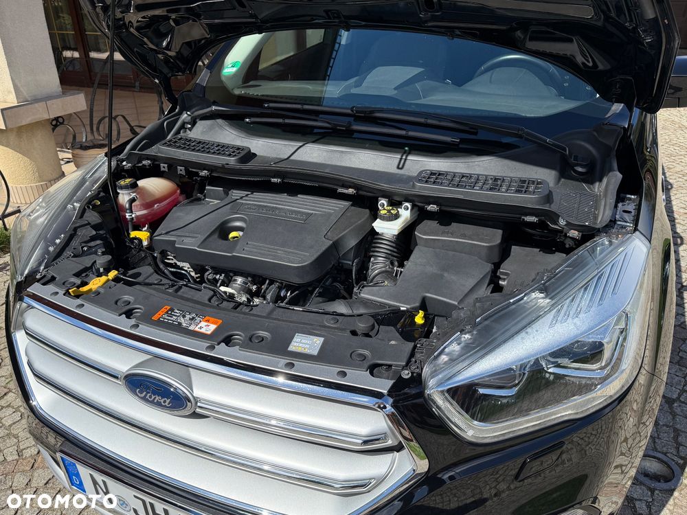 Ford Kuga 2.0 TDCi FWD Titanium Plus - 38