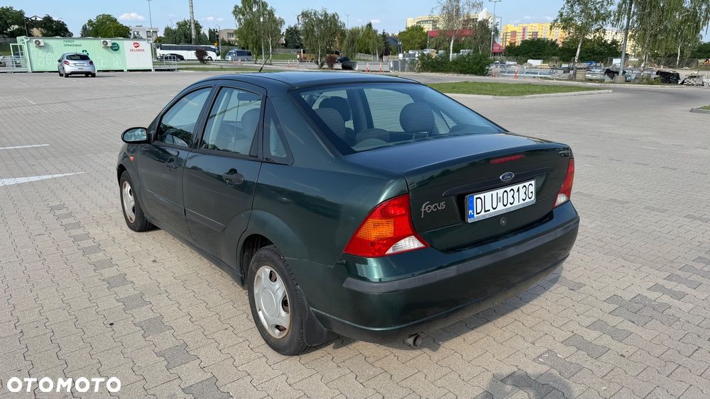 Ford Focus - 4