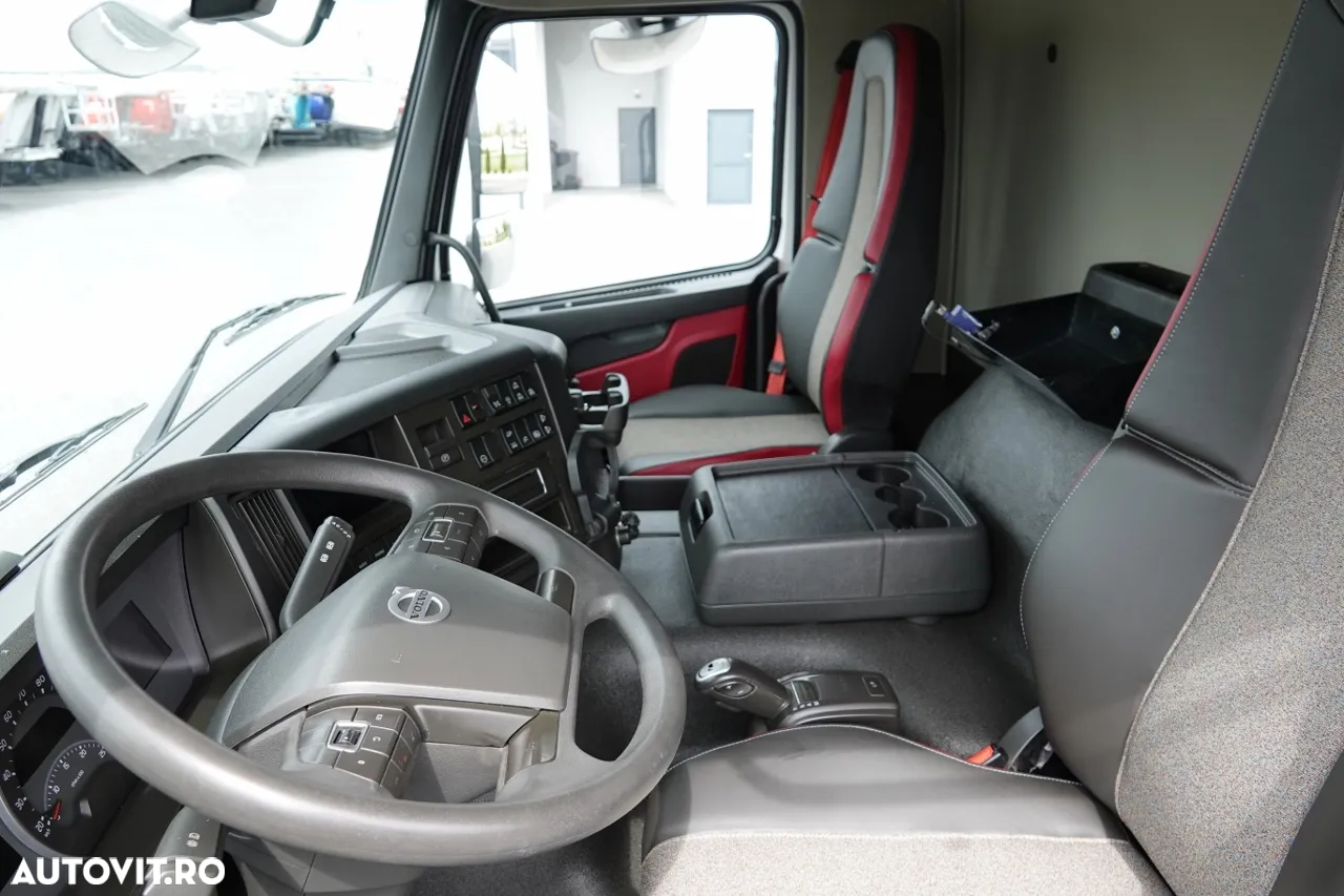 Volvo FMX 460 / 8X4 / TRIDEM /  7.75 M TRANSMISIE / HDS PALFINGER PK 24.001 / PILOT / PRELUNGIE -12.5M / AXIE LIFTATOR / EURO 6 / IMPORTAT - 28