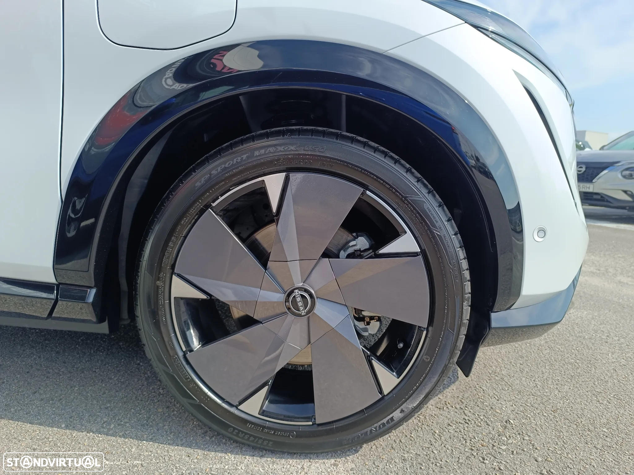 Nissan Ariya 63 kWh Evolve Carr. 22kW + Pack Sport - 5