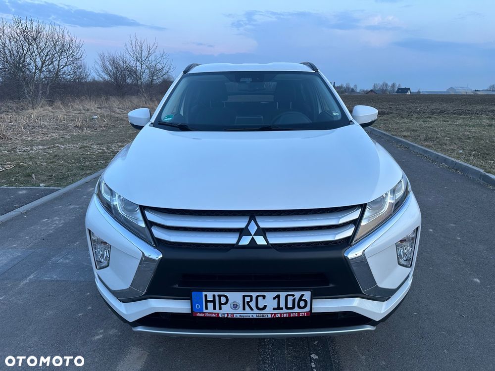 Mitsubishi Eclipse Cross - 21