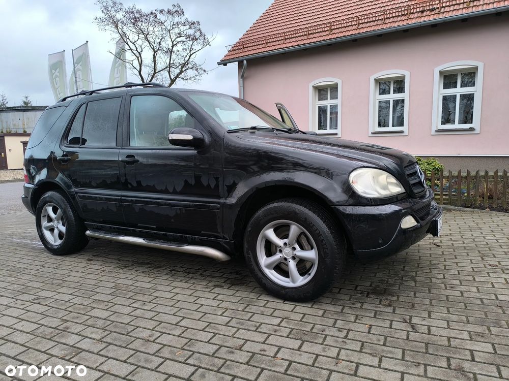 Mercedes-Benz ML - 4