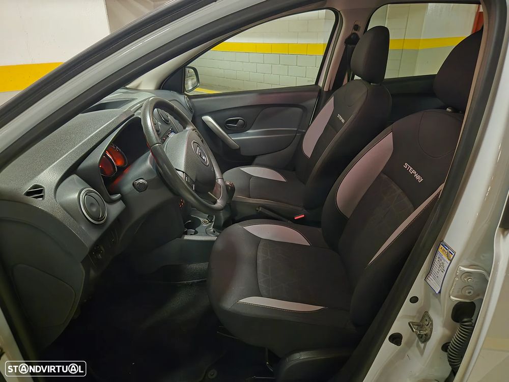 Dacia Sandero 0.9 TCe Stepway - 26
