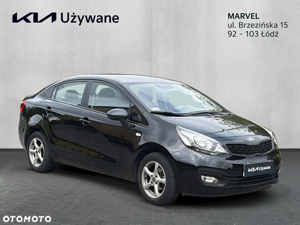 Kia Rio - 4
