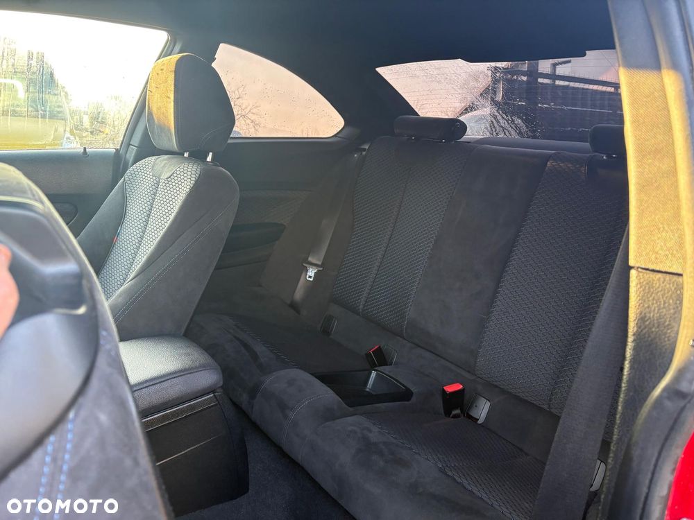 BMW Seria 2 218d M Sport - 30