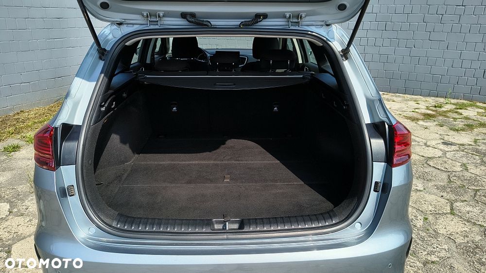 Kia Ceed 1.5 T-GDI M DCT - 16