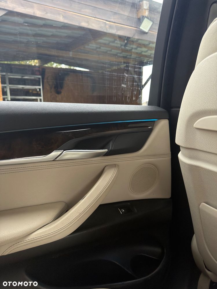 BMW X5 xDrive30d - 11