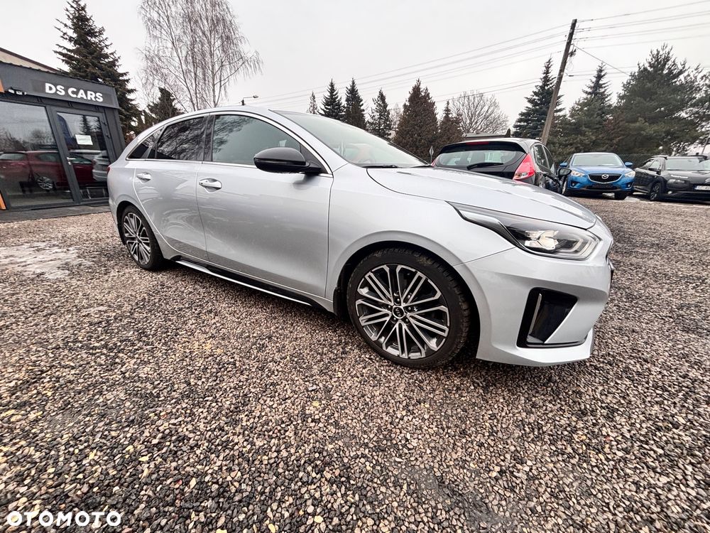 Kia ProCeed - 22