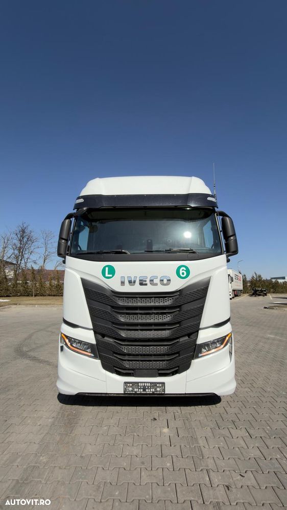 Iveco S-WAY - 2