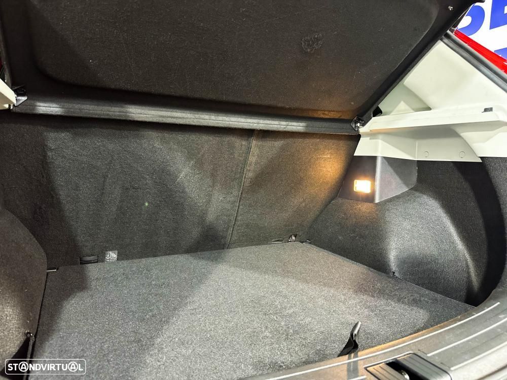 MG ZS EV 50.3 kWh Luxury - 61