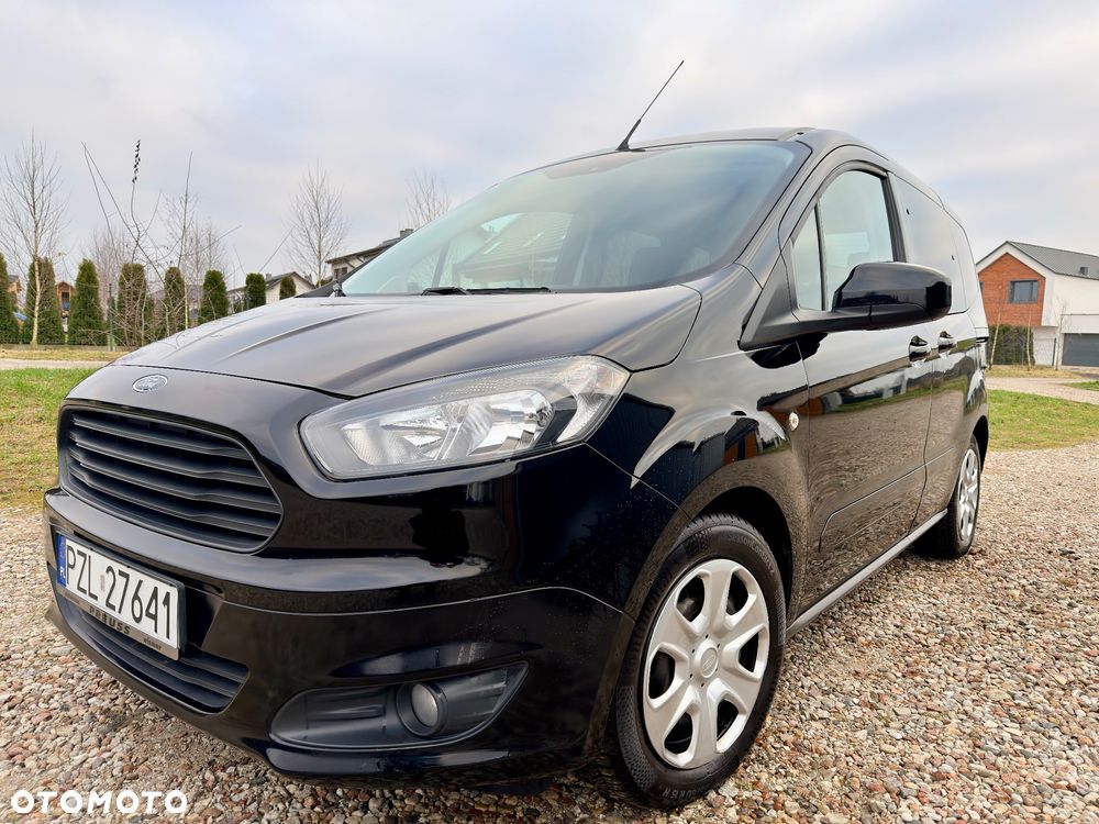 Ford Tourneo Courier 1.0 EcoBoost Titanium - 2