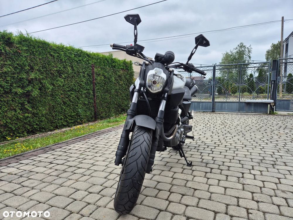Yamaha MT - 4