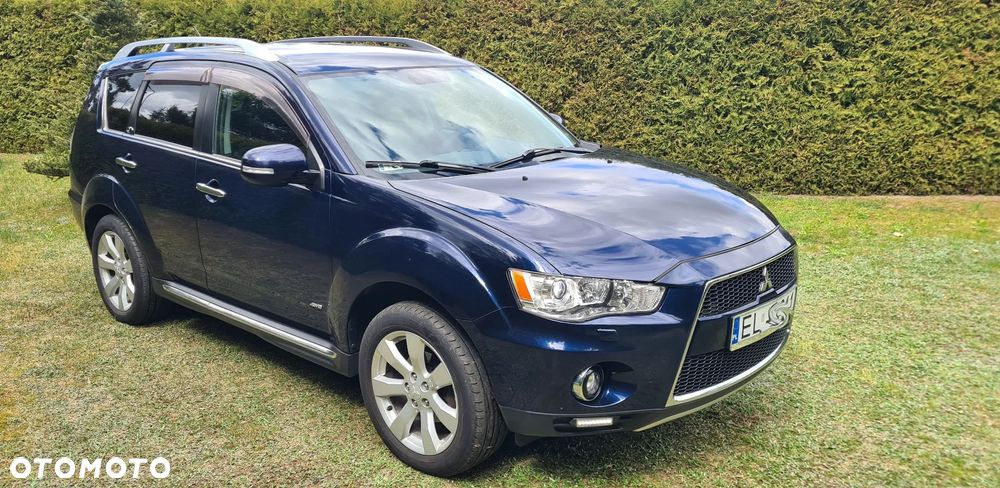 Mitsubishi Outlander 2.0 DID Intense + - 32
