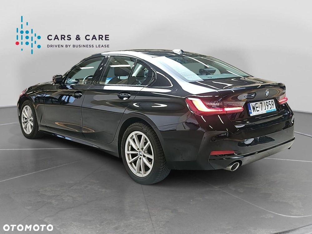 BMW Seria 3 318d - 7