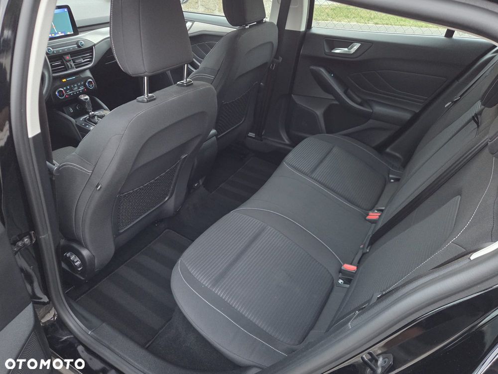 Ford Focus 1.0 EcoBoost Titanium - 13