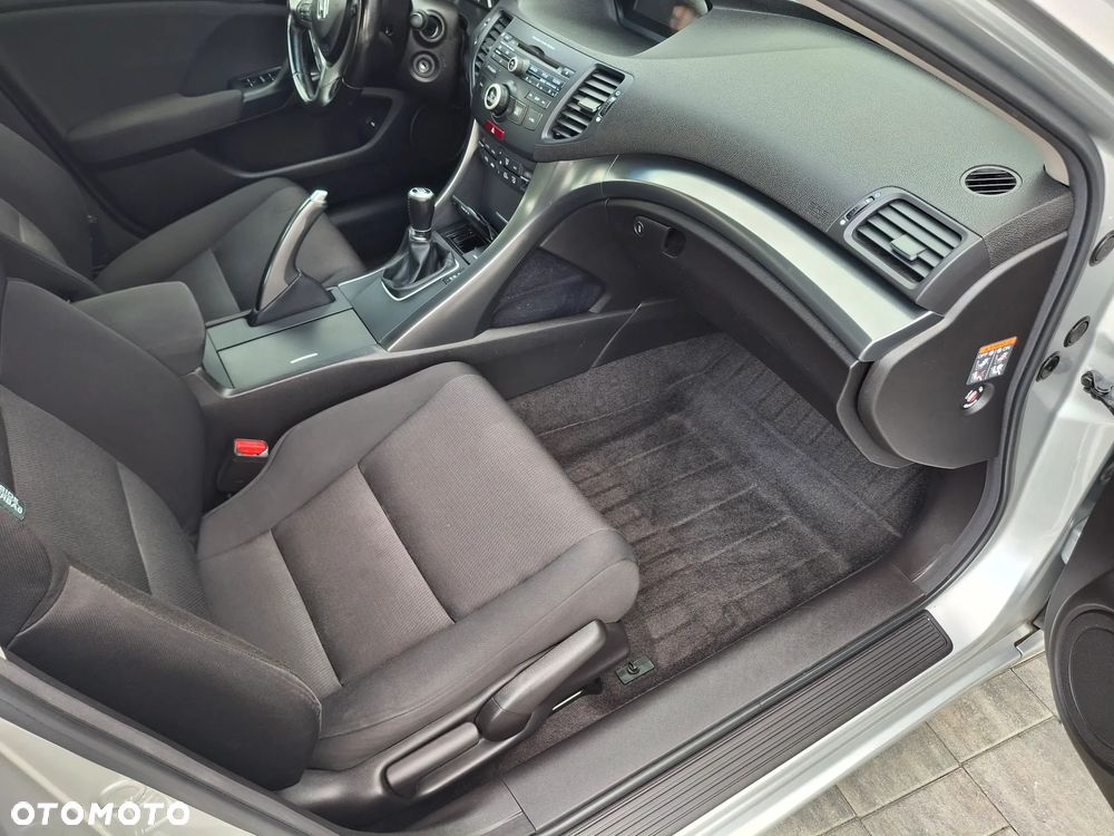 Honda Accord 2.0 Lifestyle - 8