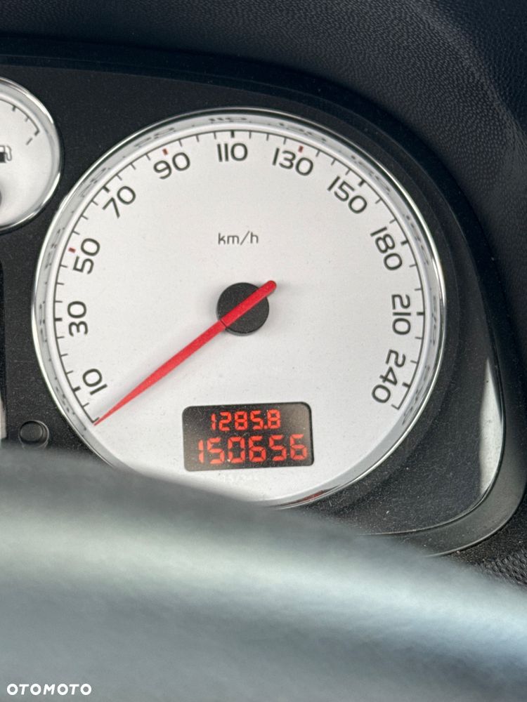Peugeot 307 CC - 16