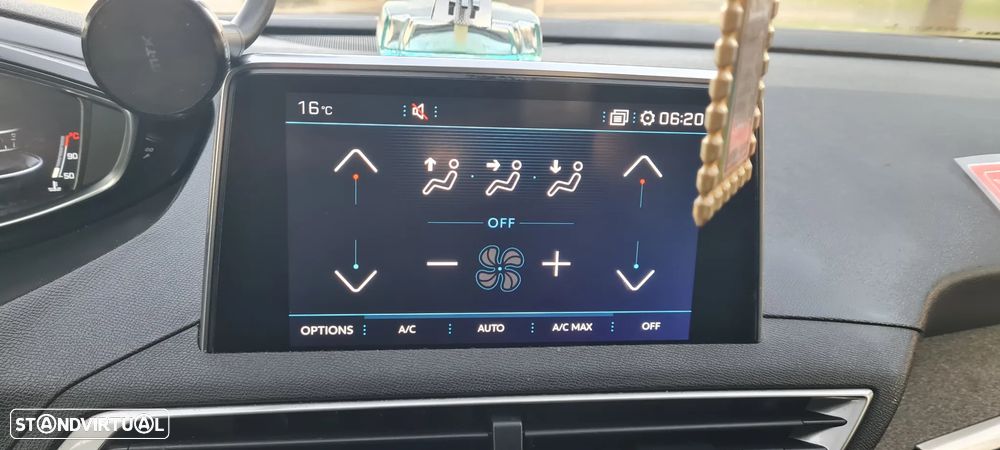 Peugeot 5008 BlueHDI 130 EAT8 Allure Business-Pack - 28