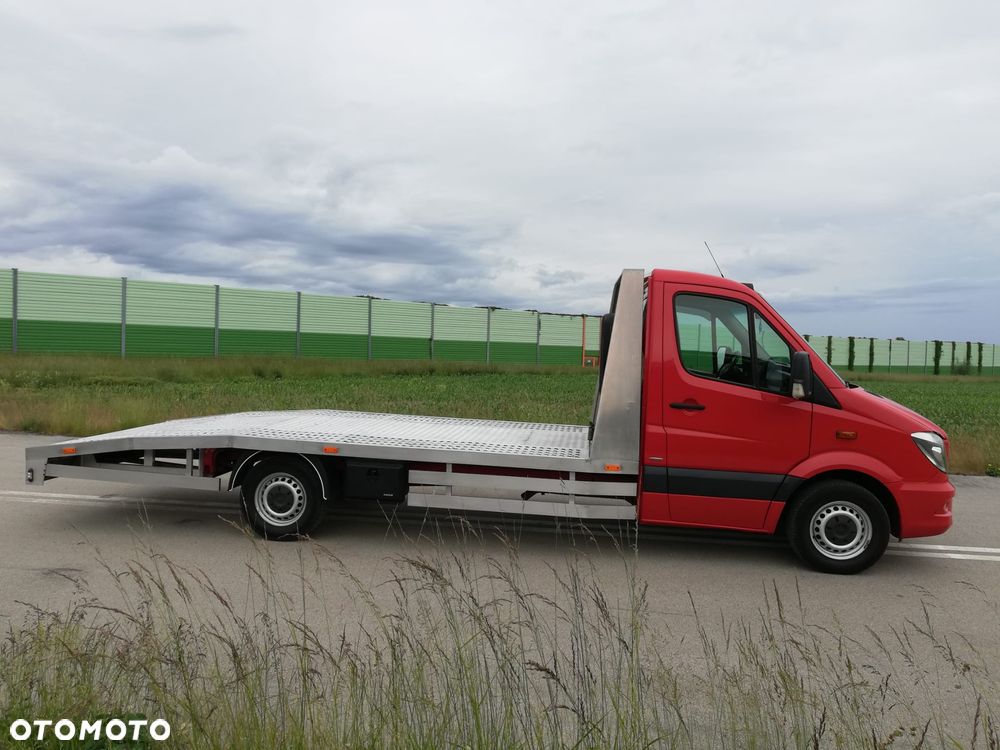 Mercedes-Benz Sprinter - 2