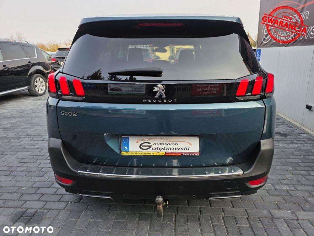 Peugeot 5008 - 9