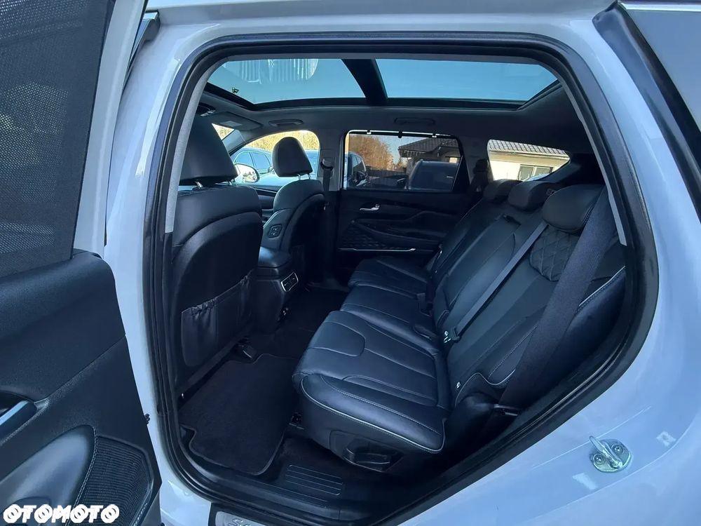 Hyundai Santa Fe 1.6 HEV 2WD SEVEN Signature - 27
