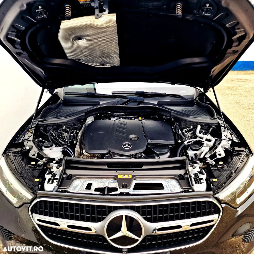 Mercedes-Benz GLC 220 d 4MATIC MHEV - 16