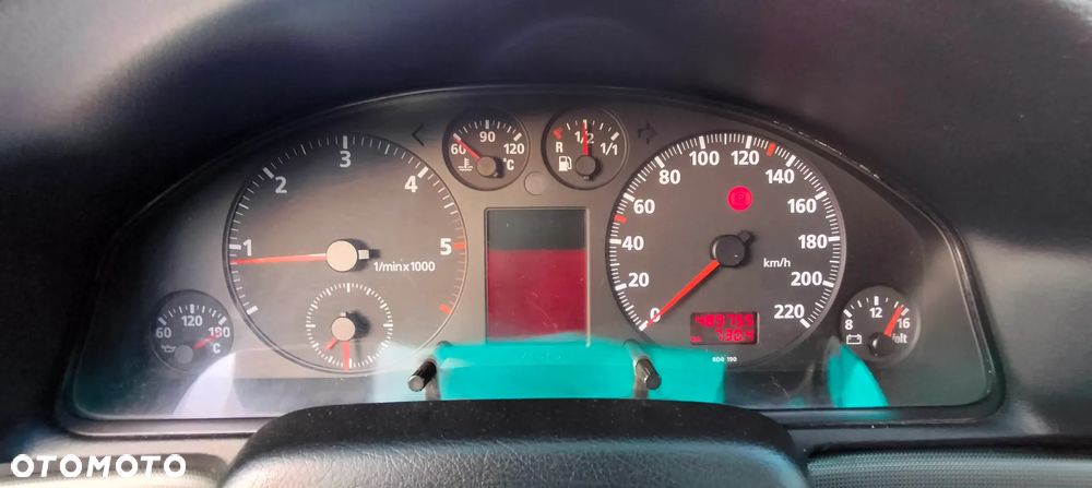 Audi A4 Limousine - 9