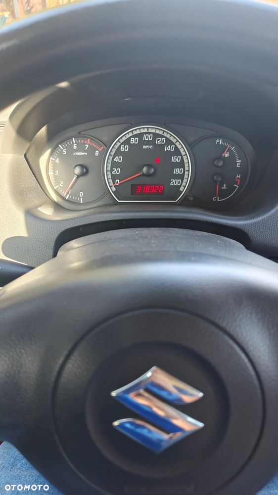 Suzuki Swift 1.3 GC - 16