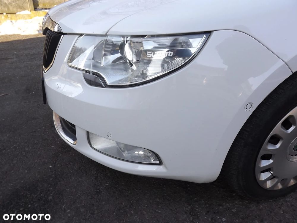 Skoda Superb 1.8 TSI DSG Elegance - 15