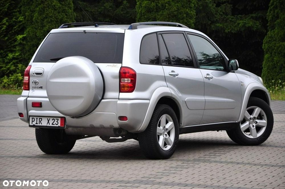 Toyota RAV4 2.0 VVT-i 4x4 - 14