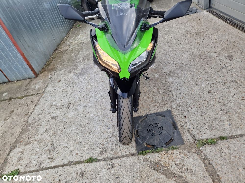 Kawasaki Ninja 300 ABS - 4