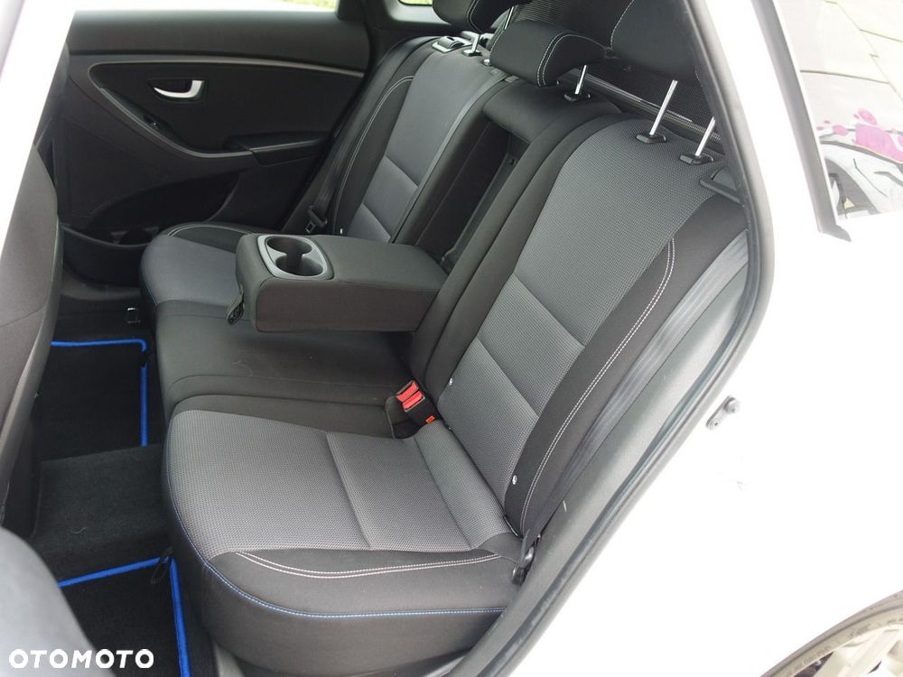 Hyundai i30 1.6 CRDI DCT Passion Plus - 21