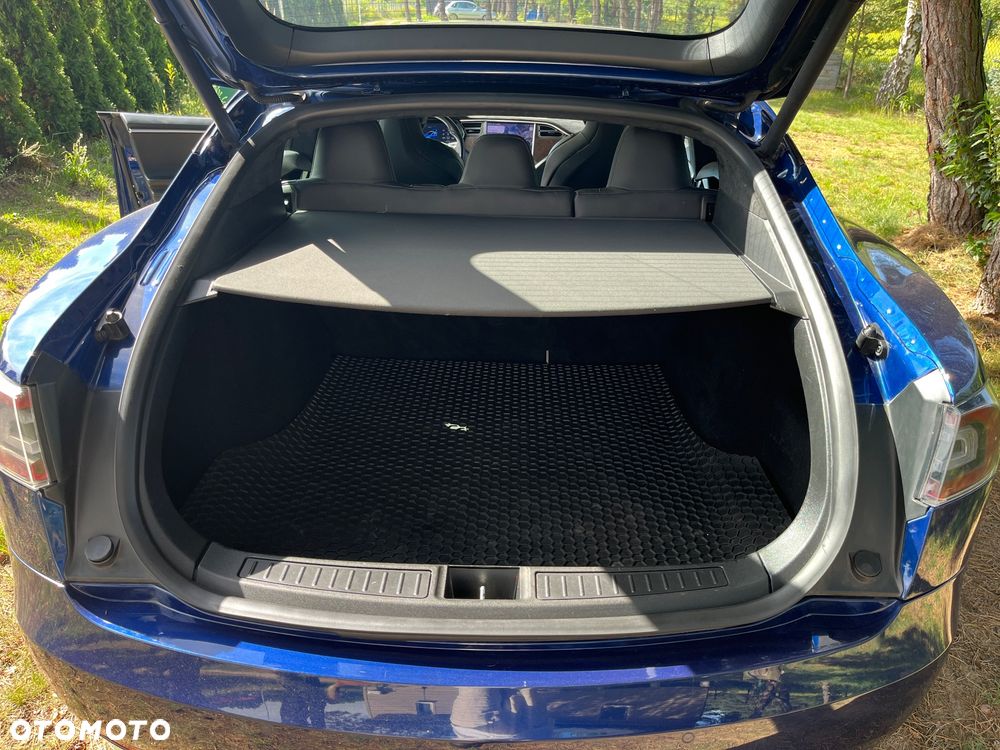 Tesla Model S Long Range Plus - 22