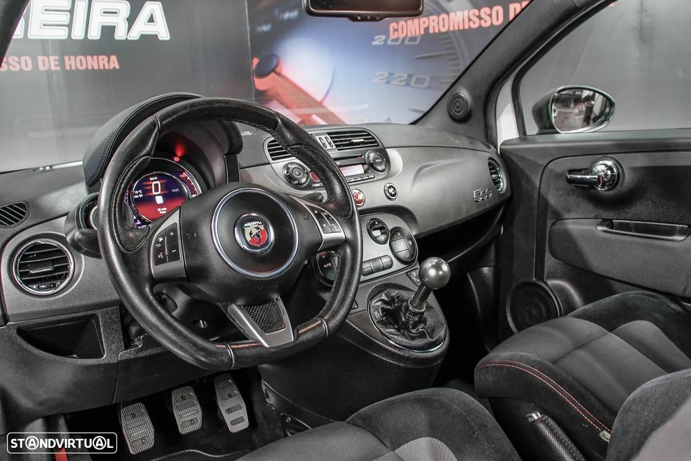 Abarth 595 1.4 T-Jet Competizione - 19
