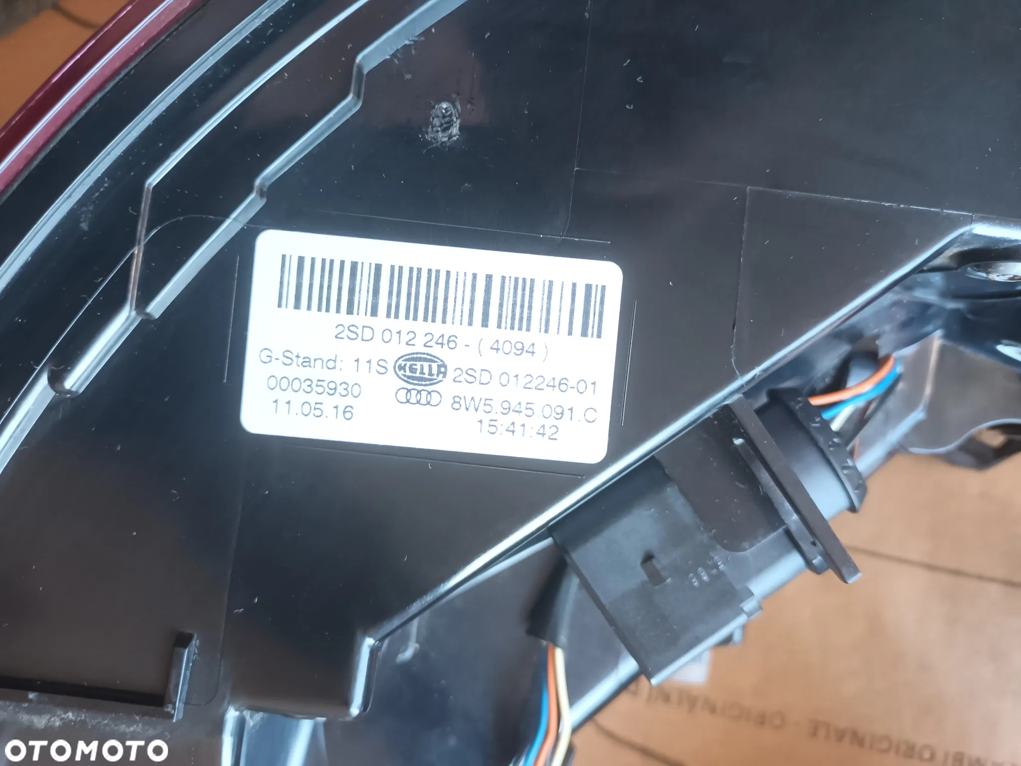 Audi sedan A4 B9 8W kompletny tył klapa lampy zderzak kolor LX5Q 2016 72km drzwi - 28