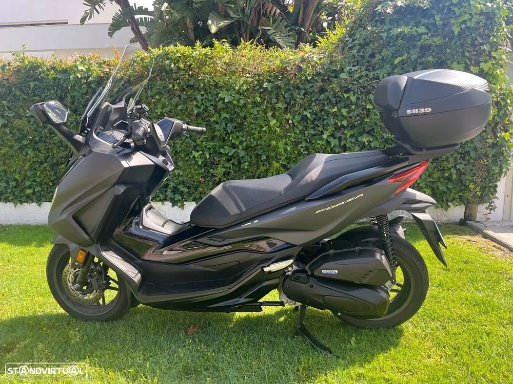 Honda Forza - 1