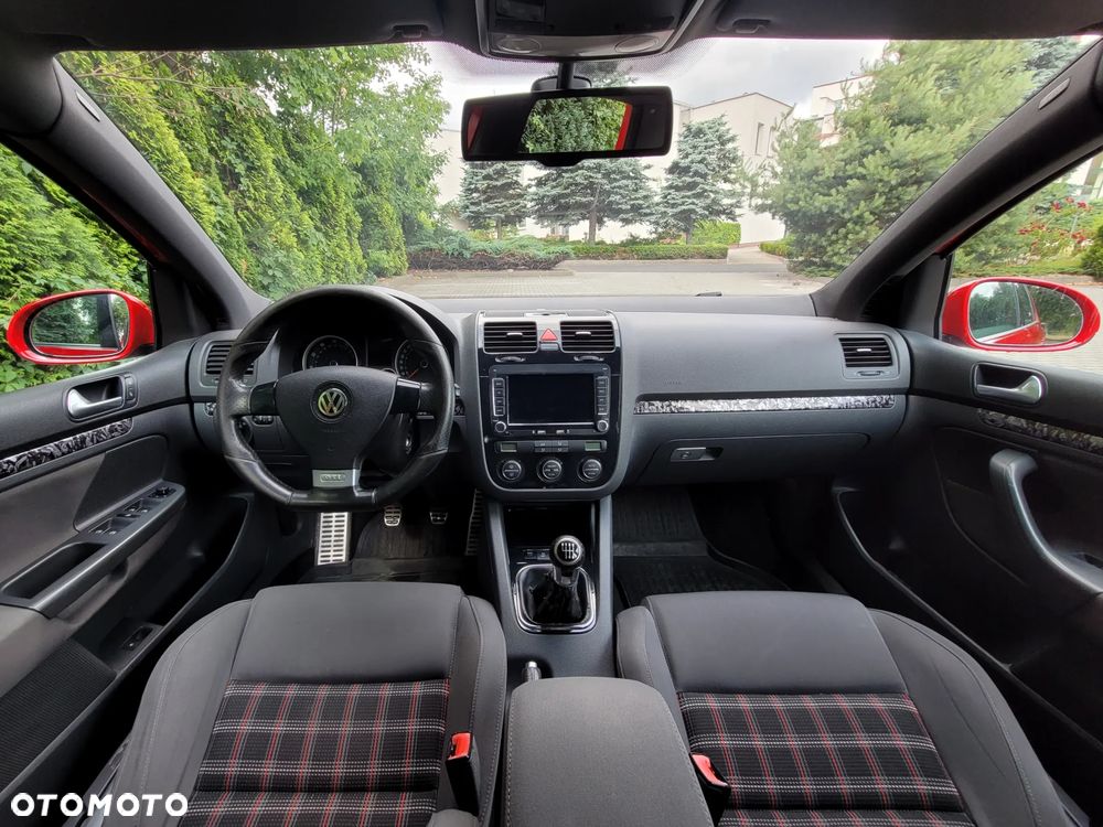 Volkswagen Golf 2.0 GTI - 26