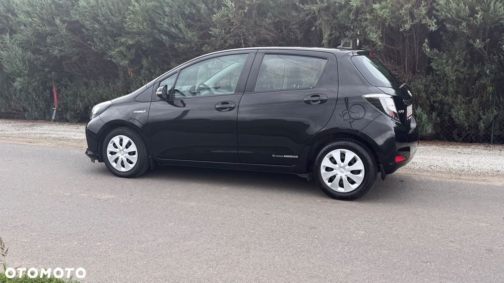 Toyota Yaris - 16