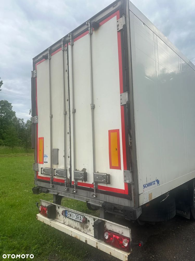 Schmitz Cargobull SKO 24 - 8