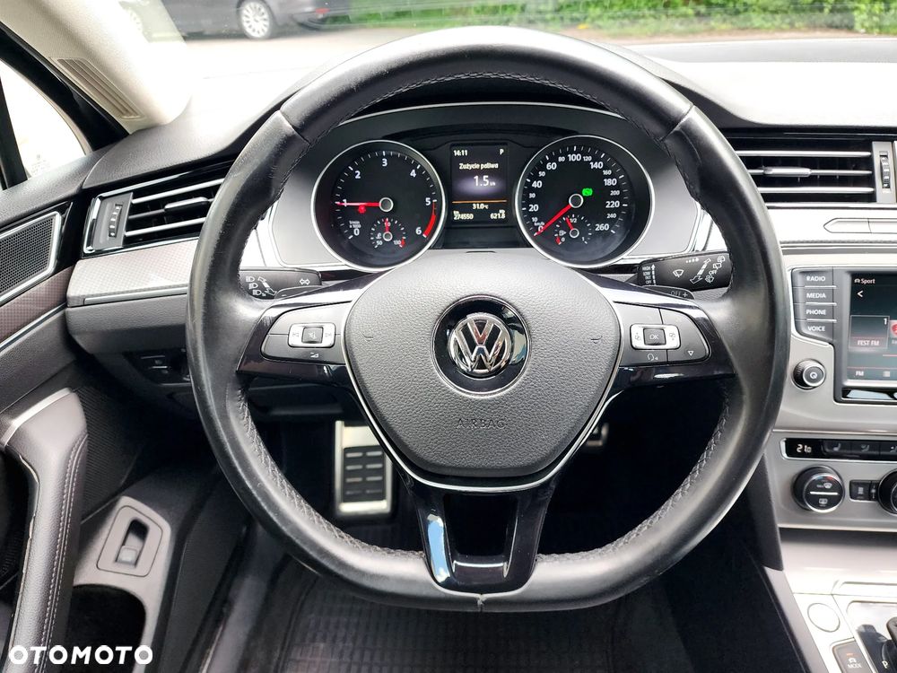 Volkswagen Passat Alltrack 2.0 TDI SCR 4Motion DSG - 21