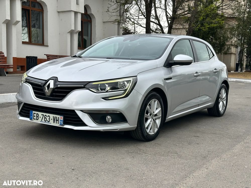 Renault Megane ENERGY TCe 130 PLAY - 2
