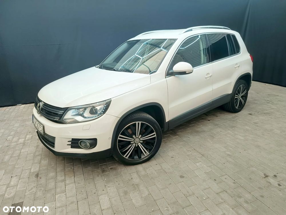 Volkswagen Tiguan 2.0 TSI 4Motion DSG Lounge Sport & Style - 14