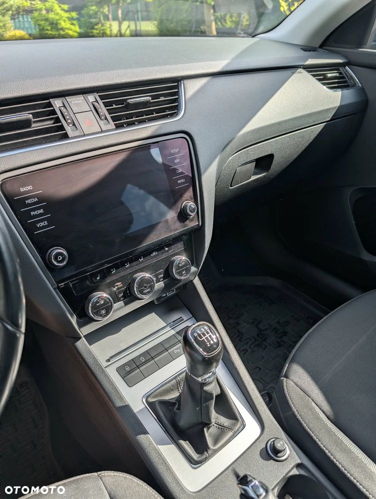 Skoda Octavia 1.5 TSI ACT Business - 17