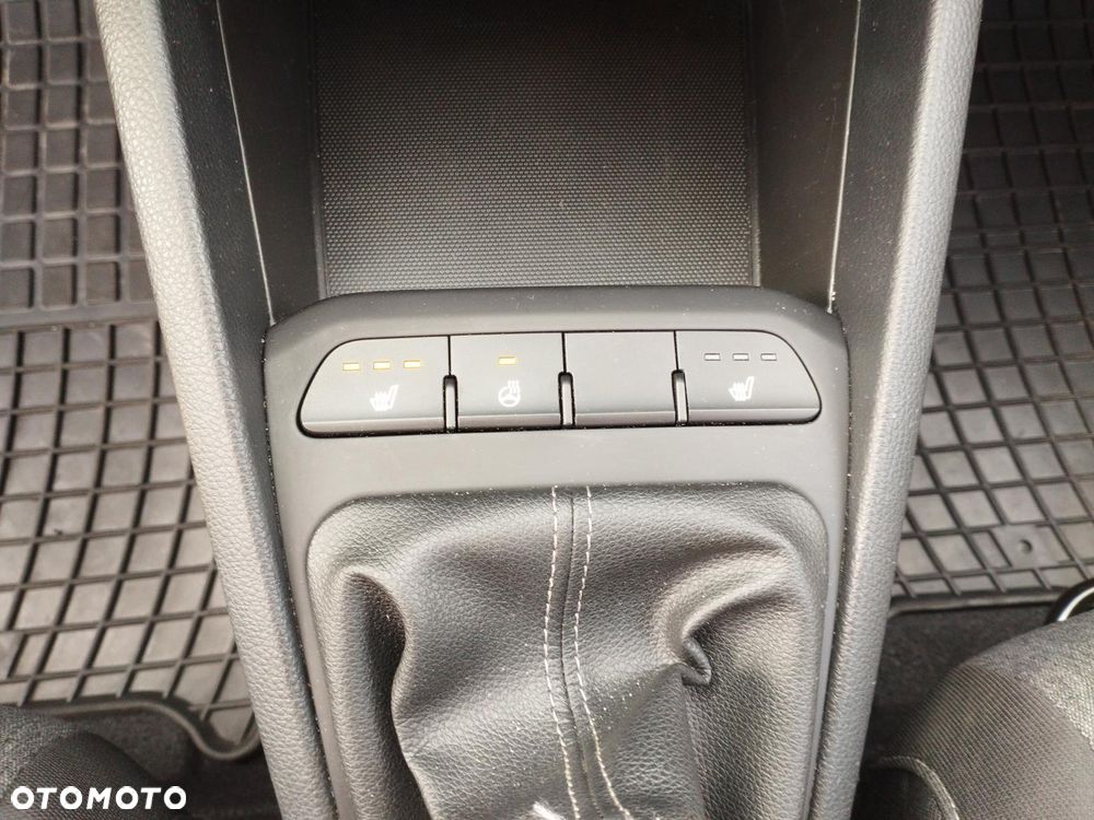 Kia Stonic 1.2 M - 29