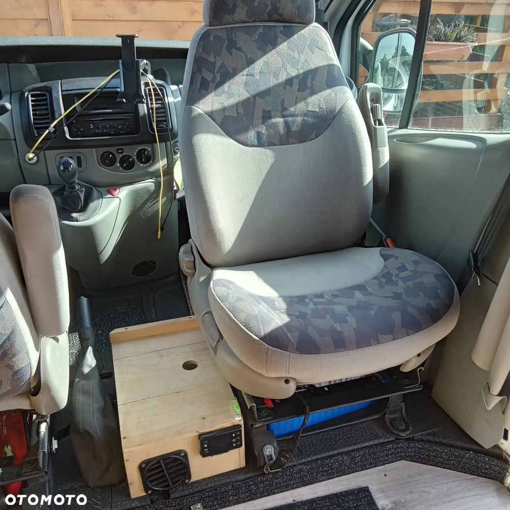Renault Trafic - 10